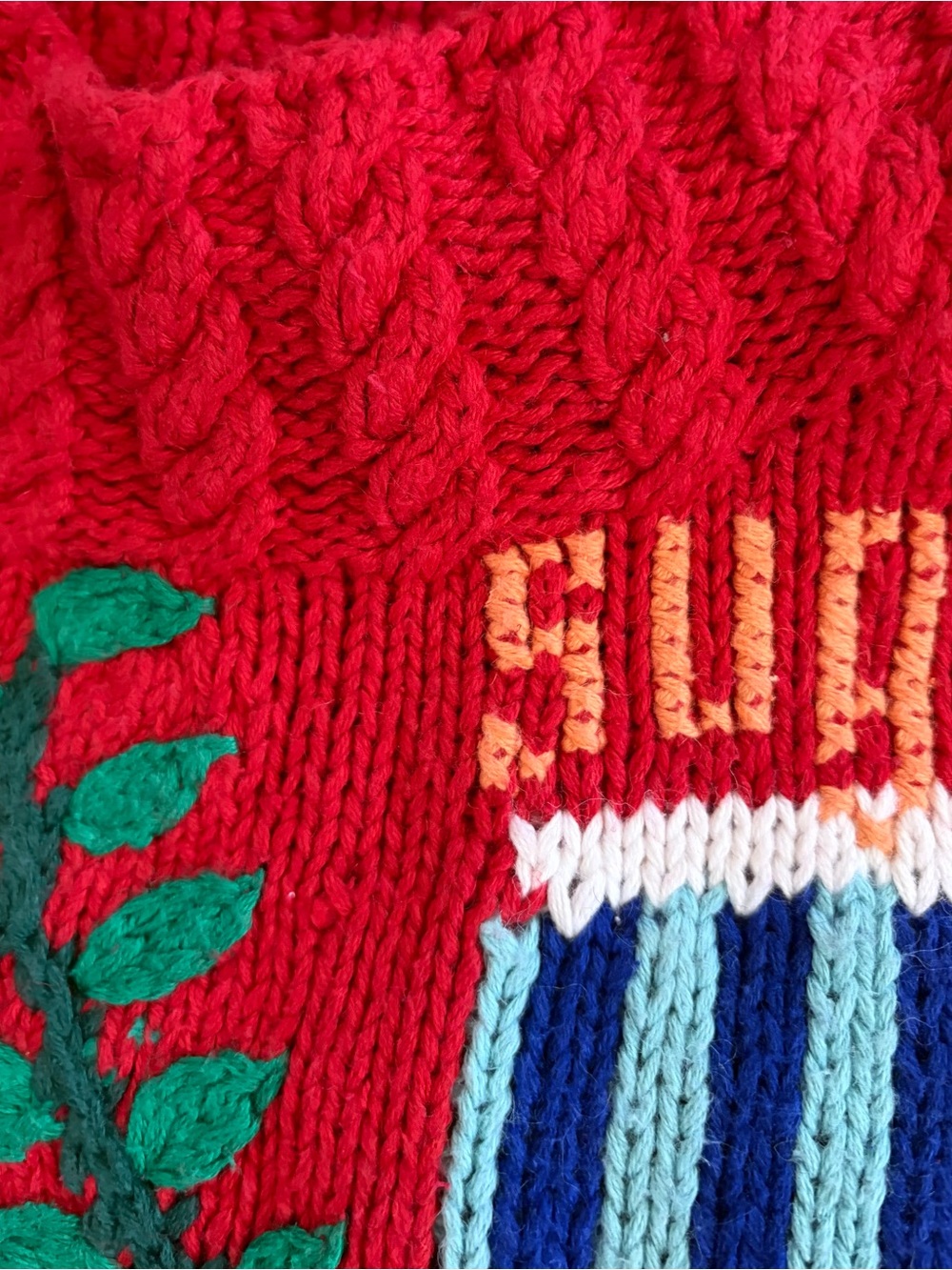Vtg Karen Scott sweater features a vibrant, Cottagecore hand-knit Baking Theme - Picture 9 of 11
